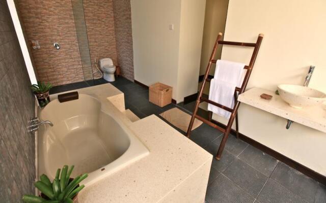 Umadauh Villa - Padang Tawang Canggu