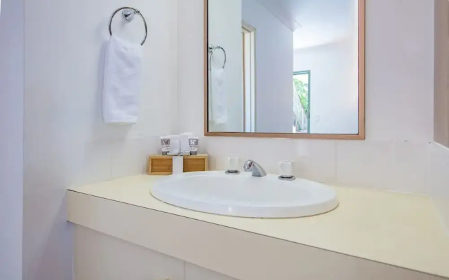 Red Star Apartments