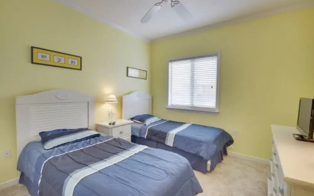 Oceanscape 201 - 3 Br Condo
