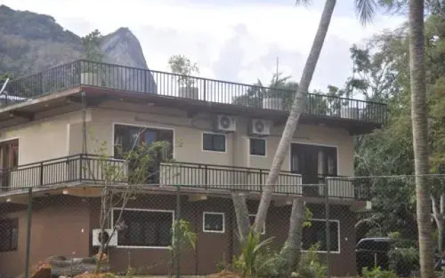 Yenus Bungalow
