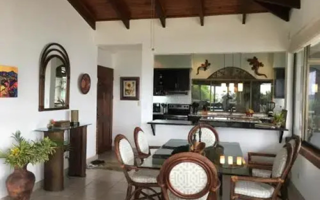 Casa Las Brisas - Wonderful Beach House