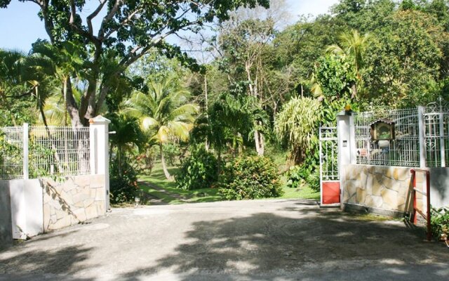 Villa Route de Savane Paille