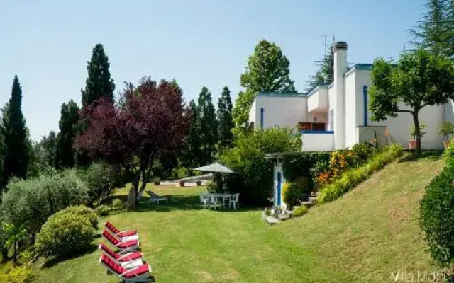 Villa Moni