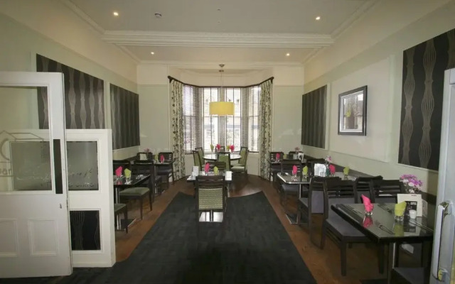 Chapelbank Hotel  Bistro