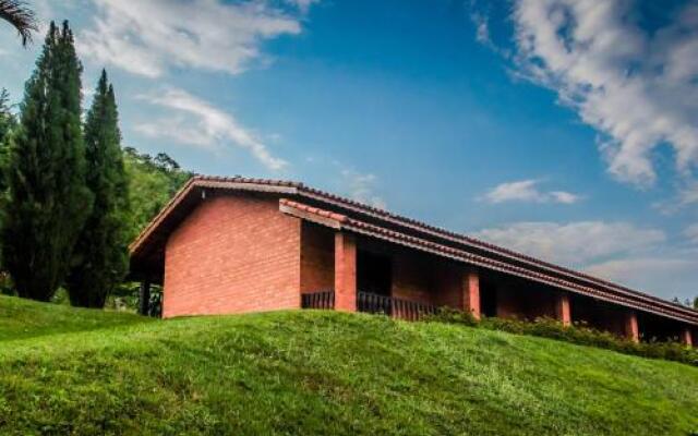 Pousada Vale Do Dinossauro