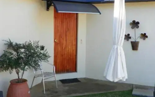 At-Neli Guesthouse
