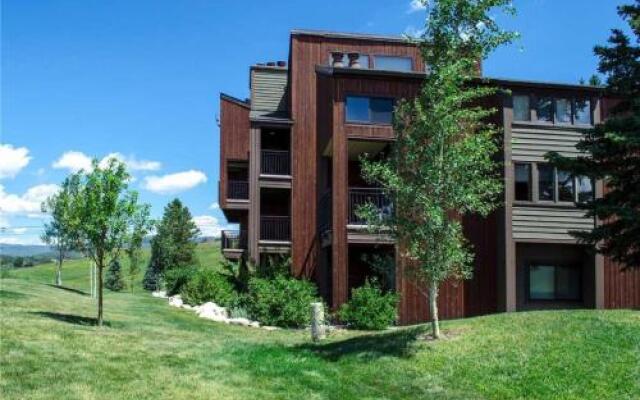 West Condominiums - W3502