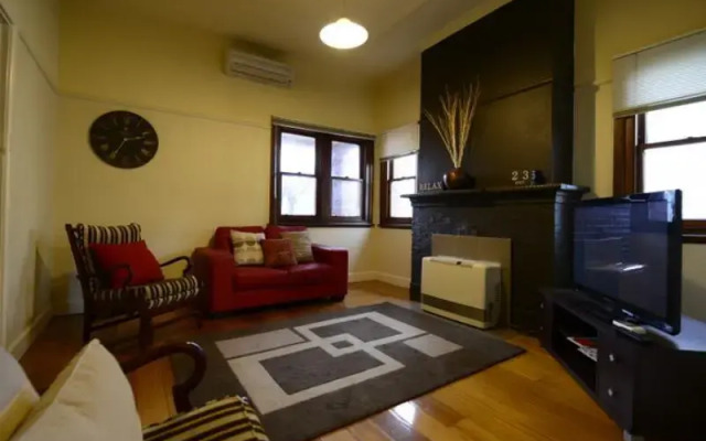 Elm Cottages Bendigo