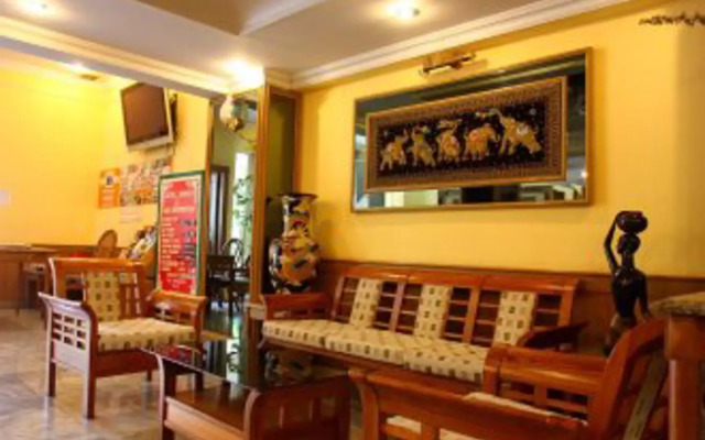 Sawatdeeluck - Hostel