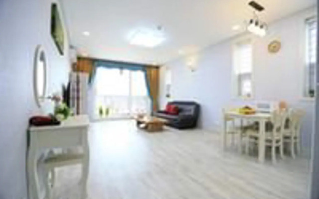 Buan Mohyang Crystal Pension