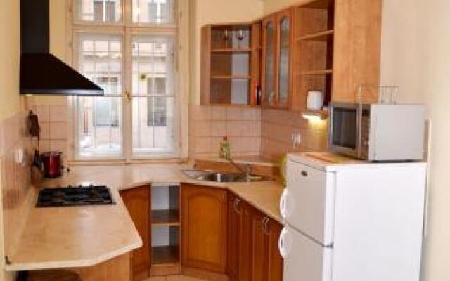 Modern Cozy Apartment by Ruterra