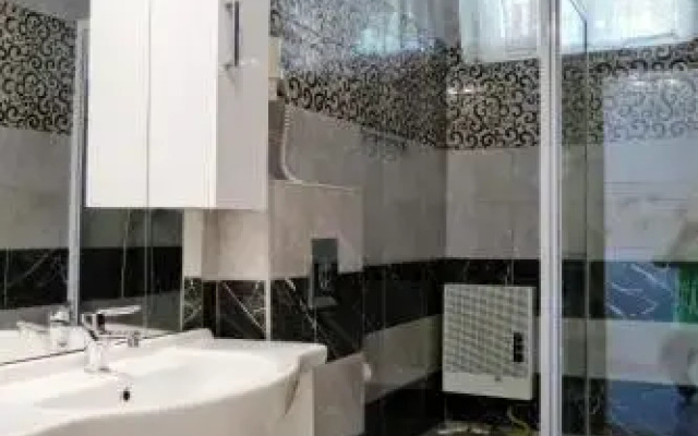 Magyar Apartmanház IV.