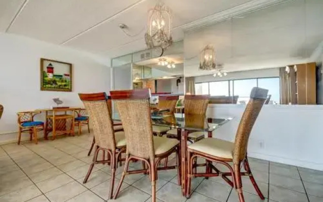 Oceanfront Condo with Beach Access, Pool, and Tennis Court by RedAwning