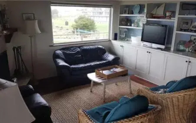 Pacific Terrace T413 Three Bedroom