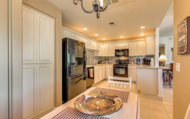 100th Street - 2 Br condo by RedAwning