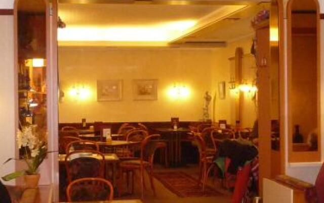 Ferienwohnung Café Escher