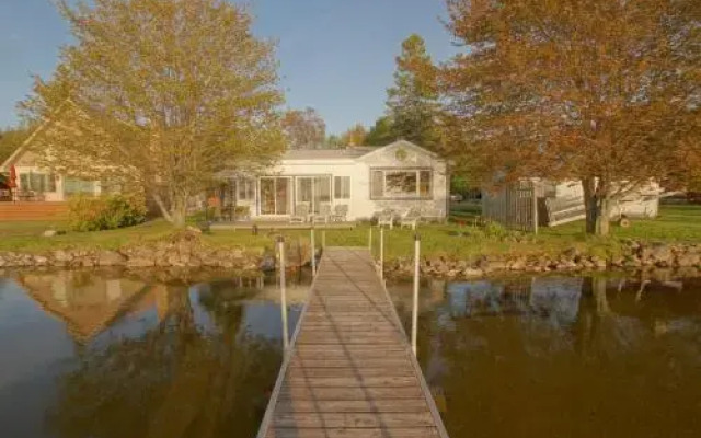 Sunset Breeze, House at Moran