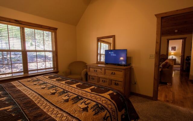 Lazy Pines Lodge by RedAwning