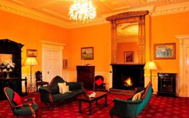 Dundrum House Hotel Golf & Leisure Resort