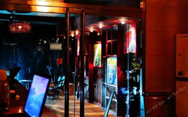 Moli Hotel