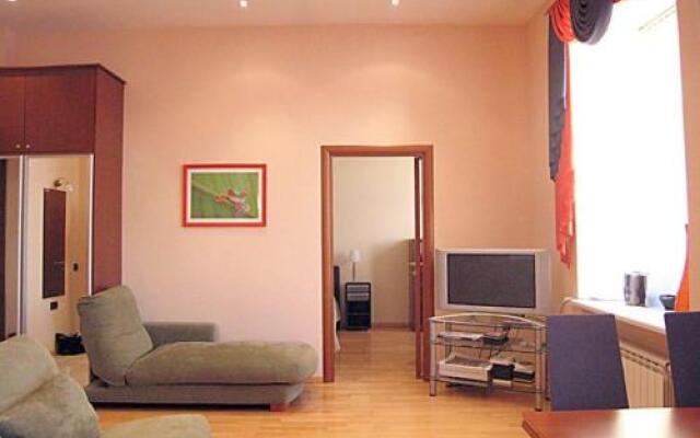 Apartment on Lesi Ukrainky Blvd