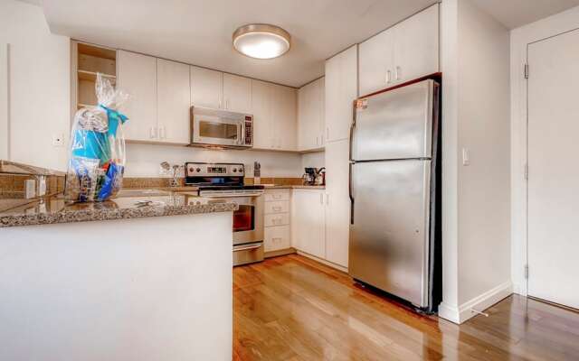 Global Luxury Suites at Studio City