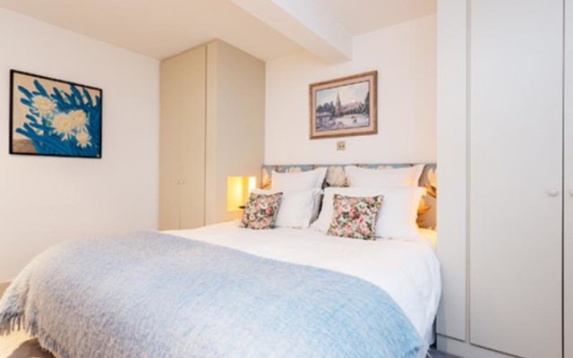 Veeve  6 Bedroom Home With Pool Chepstow Villas Notting Hill