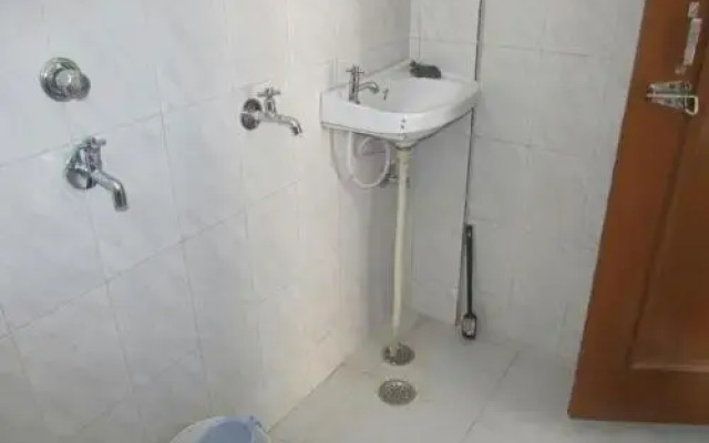 R D HomeStay