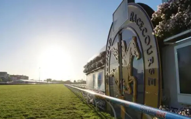 Caulfield Executive Apartment