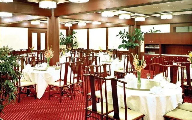 Garden Hotel