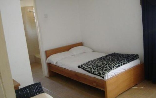 T.N. Hospitality Self Catering Budget Apt. - Osu