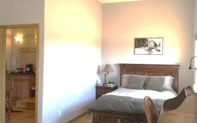 Country Comfort Bed and Breakfast