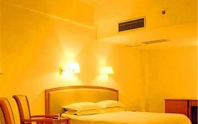 Chengdu Perfitful Hotel