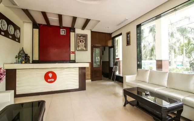 Hotel D.D.R Residency