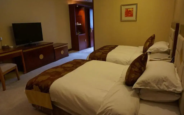 Taian Lijing Cherry Orchard Hotel