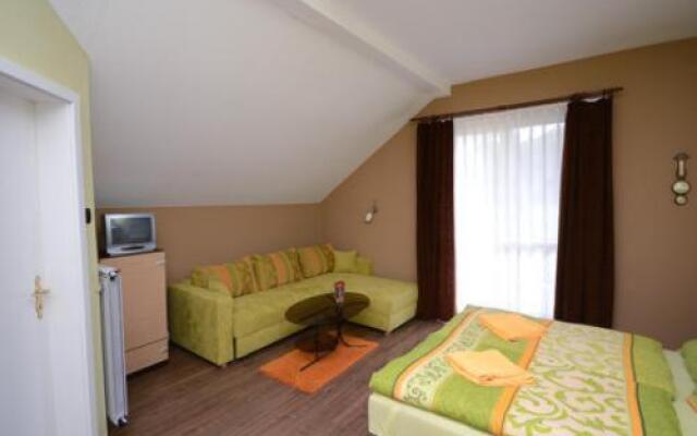 Alsólövér Apartman