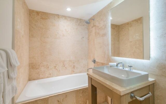 24th Street Condo #215649