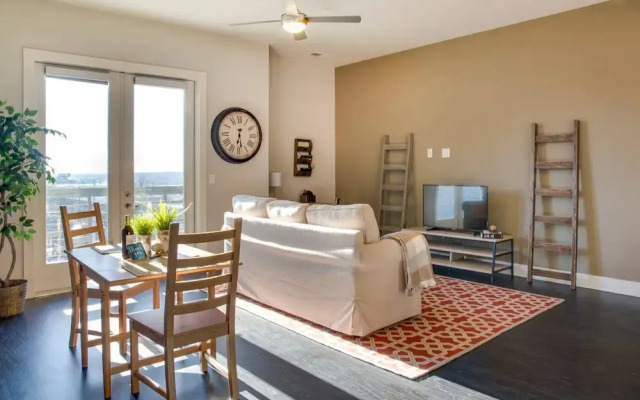 Stunning 1BR Apt In Uptown Near Ballpark