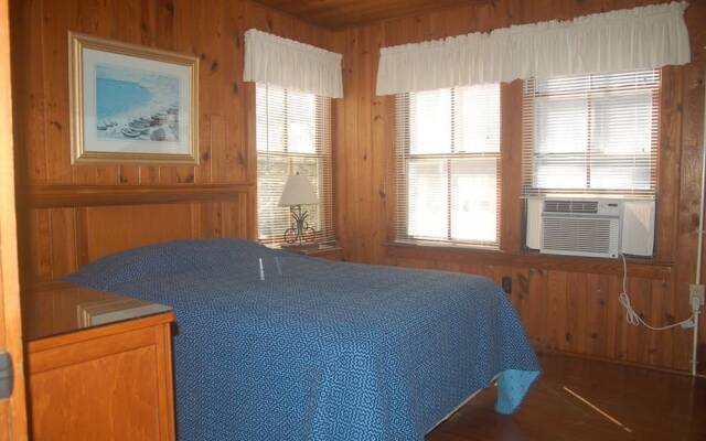 2035-1 Ellington, Downstairs