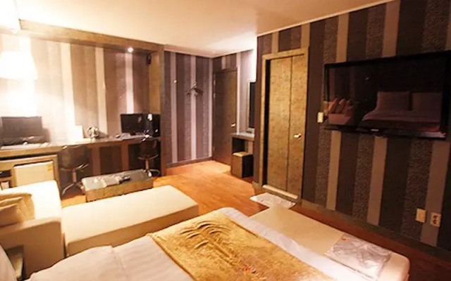 Zzam Hotel Suwon