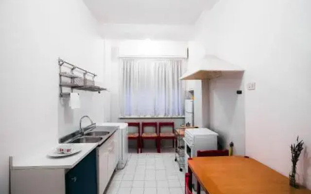 Piazza Bologna Halldis Apartments