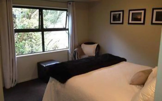 Tawharanui Lodge