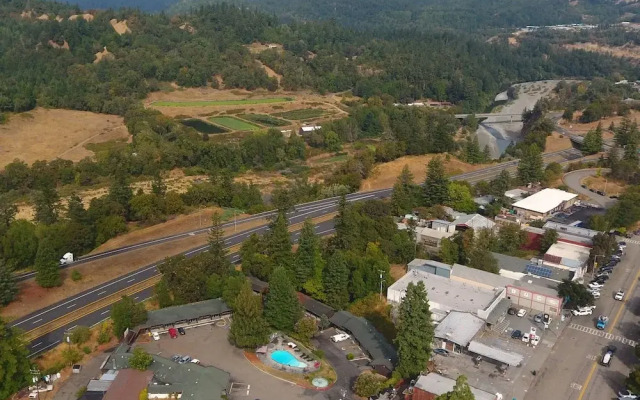 Sherwood Forest Motel