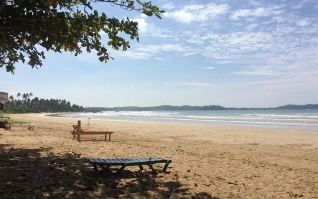 Relax Beach Resort