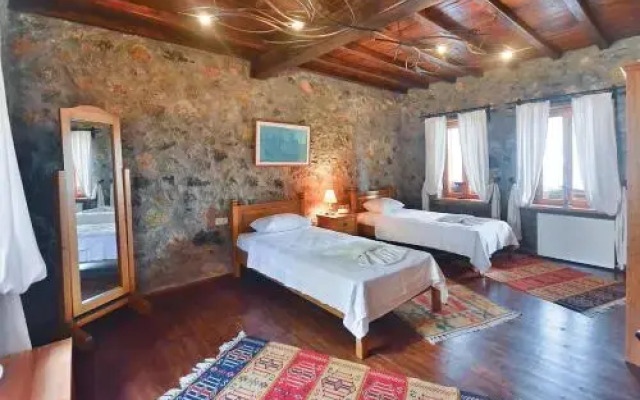 Barbaros Evi