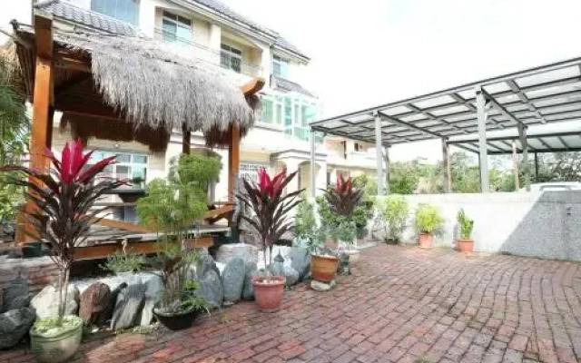 Pony Homestay