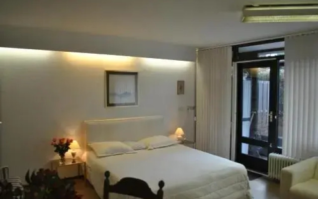 Bed & Breakfast Red Rose