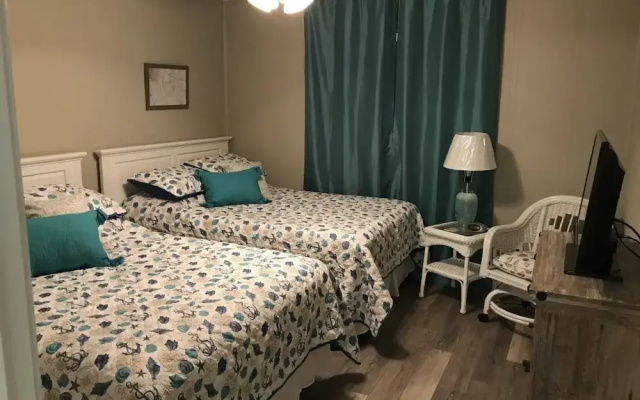 Seaside Retreat - 201 - 2 Br Condo