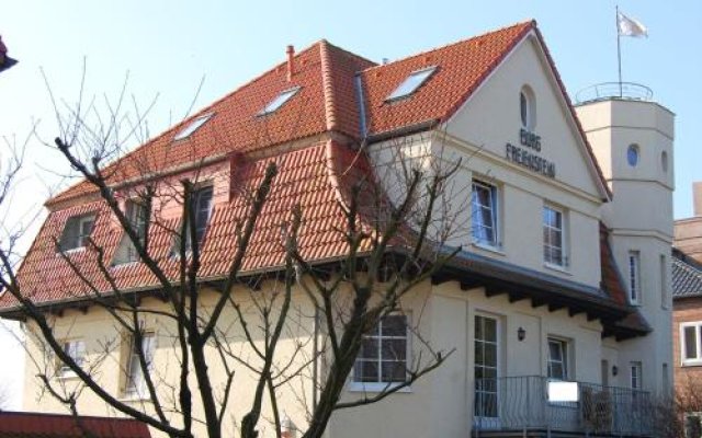 Ferienwohnungen in historischer Villa in Warnemünde (LB)