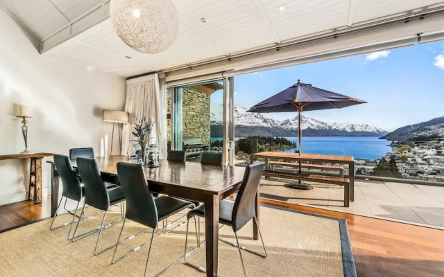 Catalina's Luxury Apartments